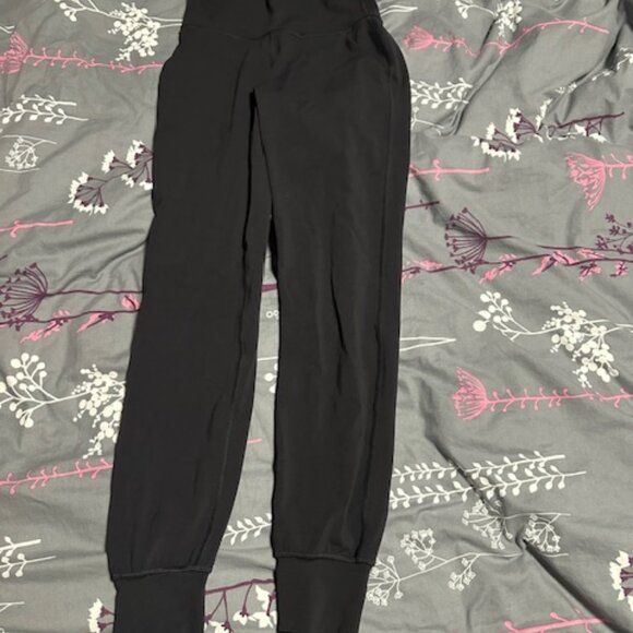 Lululemon Align joggers updated fit size 4 - Picture 1 of 2